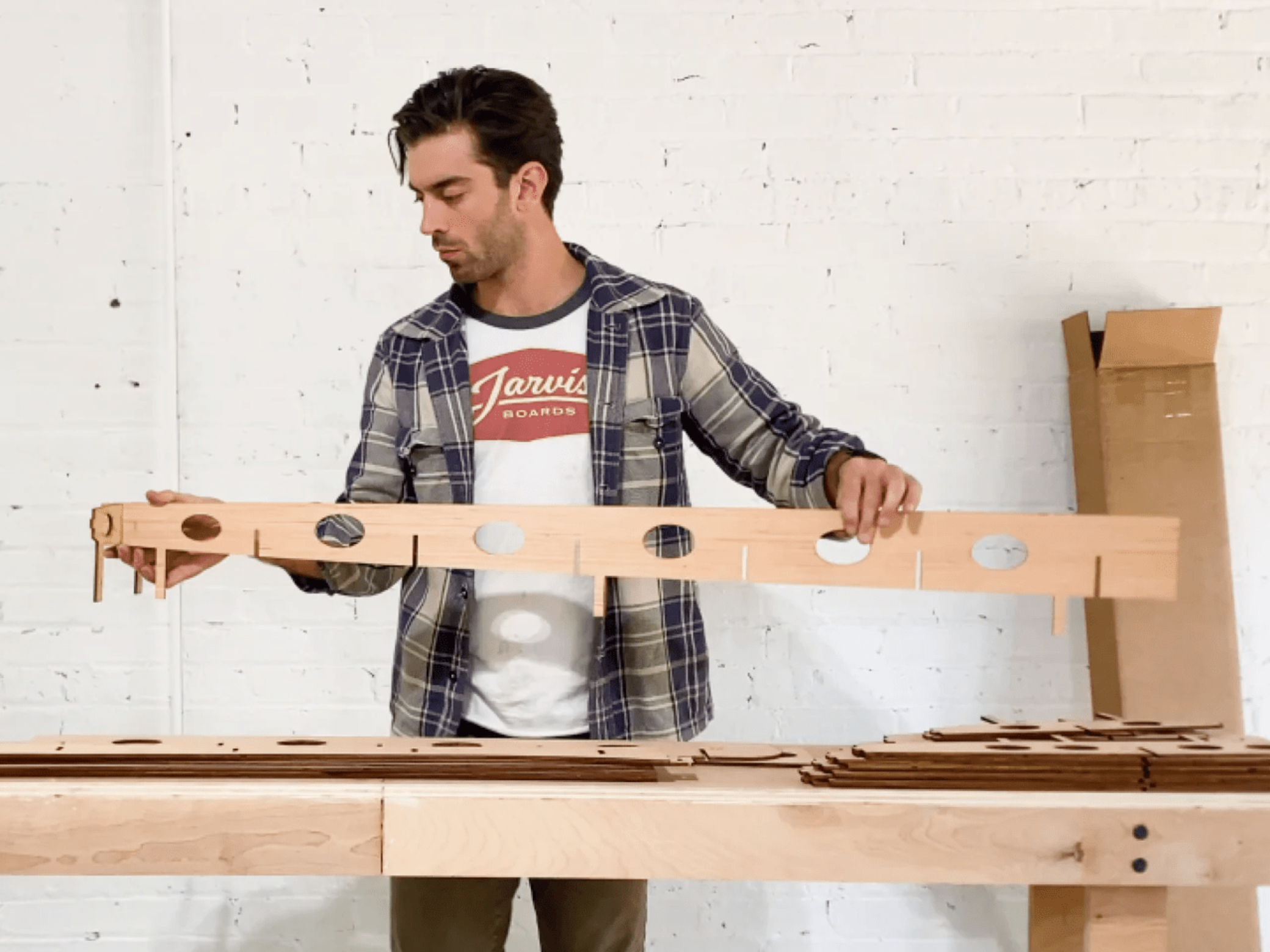 Unboxing & Assembling a Frame Kit